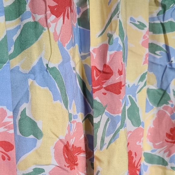 Vintage 80s TJW by Mervyns Floral Full Skirt with Pockets size 12 - Picture 2 of 4